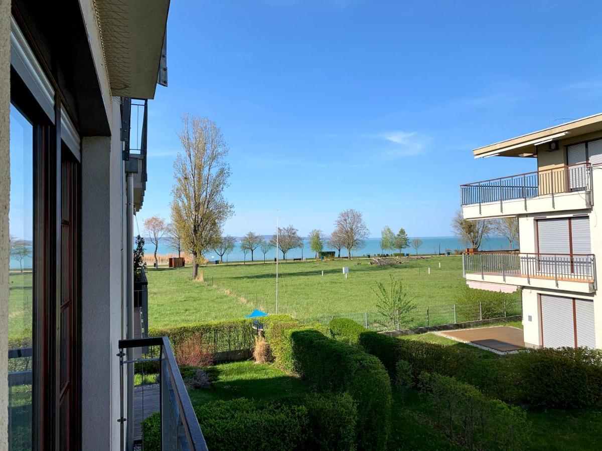 Lakeside Luxury Apartment Zamárdi Exterior foto
